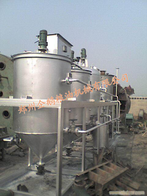 生活水平的提高對食用油精煉設備的要求提高(圖1) 生活水平的提高對食用油精煉設備的要求提高(圖1)